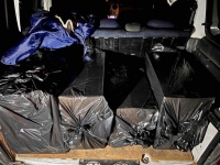 Пловдивски полицаи задържаха четирима при спецакция срещу незаконното съхранение и разпространение на контрабандни стоки