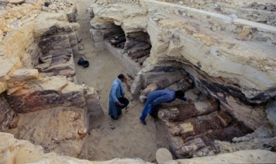 Откриха още 17 мумии на юг от Кайро
