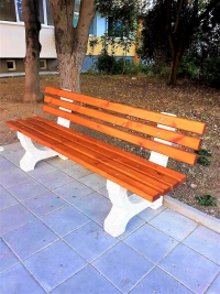 Общината постави нови пейки в четири бургаски квартала