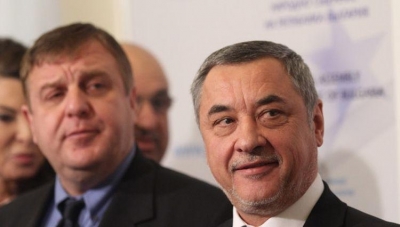 Валери Симеонов преустановява преговорите с Каракачанов за общо явяване на евроизборите