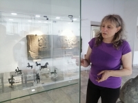 Нова колекция от фигури на тракийски конник е изложена в Бургас