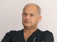 Проф. д-р Валентин Василев е новият декан на Факултета по обществено здраве и здравни грижи в Бургас