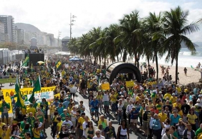 Протест срещу Дилма Русеф в Бразилия