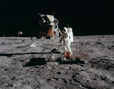Роскосмос набира космонавти за Луната