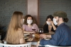 Изобретиха маска, с която да се хапва и разговаря без страх от коронавируса