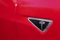 Първа фатална катастрофа за автопилота на Tesla