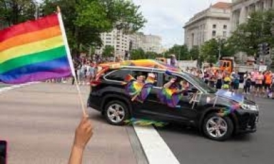 Пикап се вряза в участиници на гей парад, един е загинал