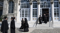 Вселенската патриаршия разпуска Руската православна екзархия в Западна Европа