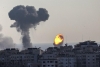 Израел удари обекти на Хамас в Газа в отговор на изпратени запалителни балони 