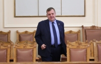 Каракачанов предлага забрана за внос на чужди продукти до изчерпване на българските