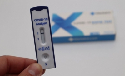 Антигенните тестове стават безплатни, след като се приравнят към PCR тестовете 