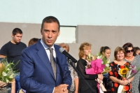 Кметът Николов откри учебната година в “синьото училище“