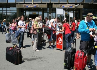 Влизат в сила нови изисквания за пътуващите българи в чужбина