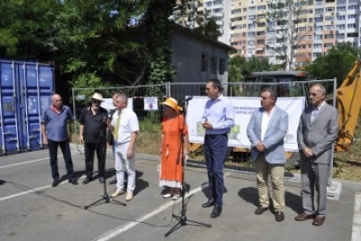 Започна строителството на модерно отделение към Онкодиспансера в Бургас