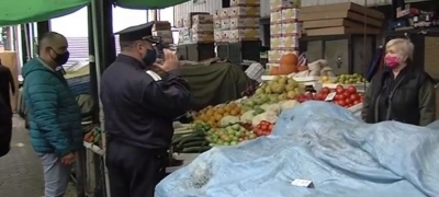 Инспектори на хайка по пазарите в Бургас