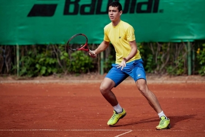 Бургаски тенисист се класира за втория кръг на Australian Open на двойки за юноши