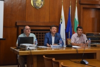 КРС коментира с кметове от Бургаско проблемите в съобщителните услуги