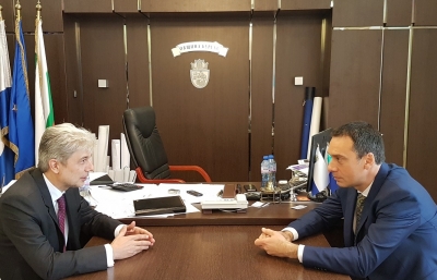 Министър Димов и кметът обсъдиха мерки срещу замърсяването на въздуха