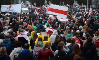 Хиляди се включиха в пореден митинг срещу президента в Беларус