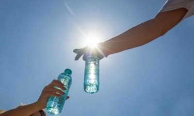 Община Бургас раздава вода в жегите