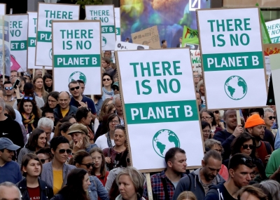 Светът стачкува с призиви за действия срещу климатичните промени