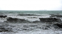 Огромните вълни изхвърлили зад борда нашите моряци в Норвегия